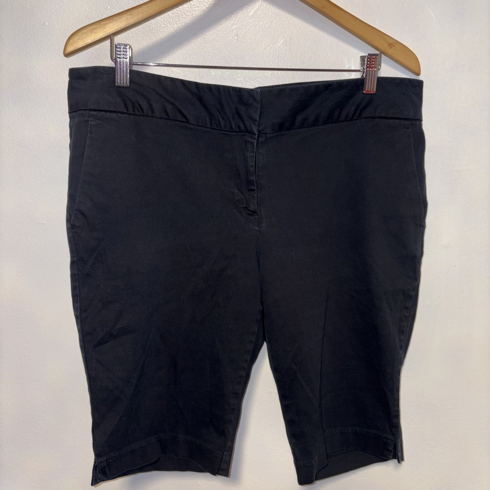 Attention Solid Black Casual Knee Length Bermuda Shorts W/ Pockets